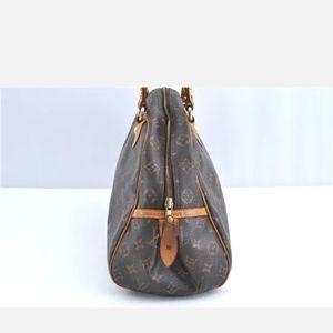 Louis Vuitton Purse